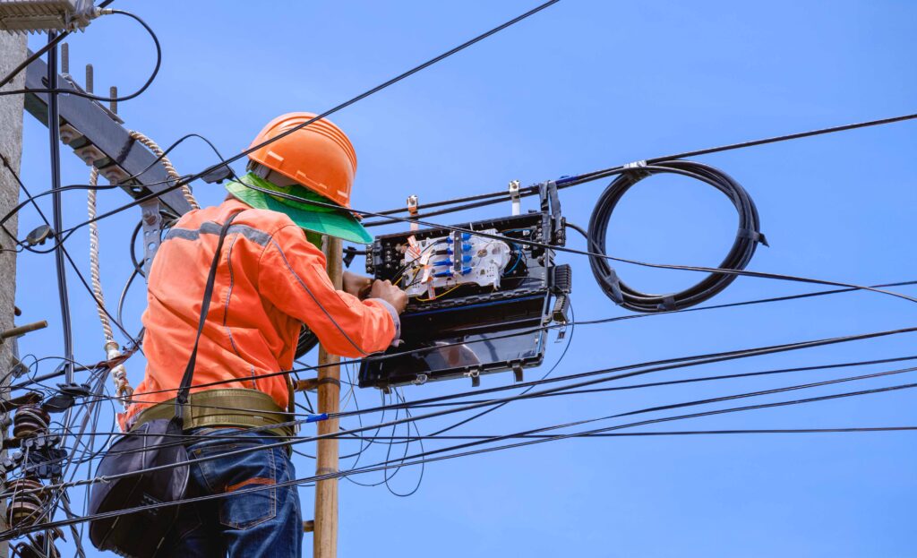 Electrical Lineman Work