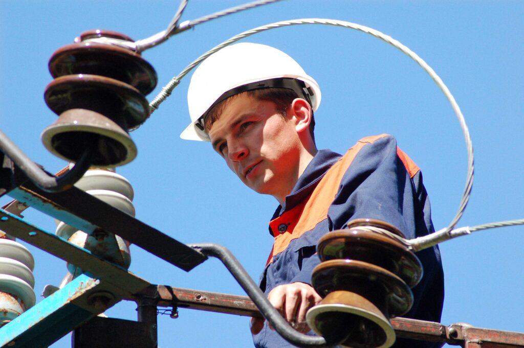 Lineman jobs